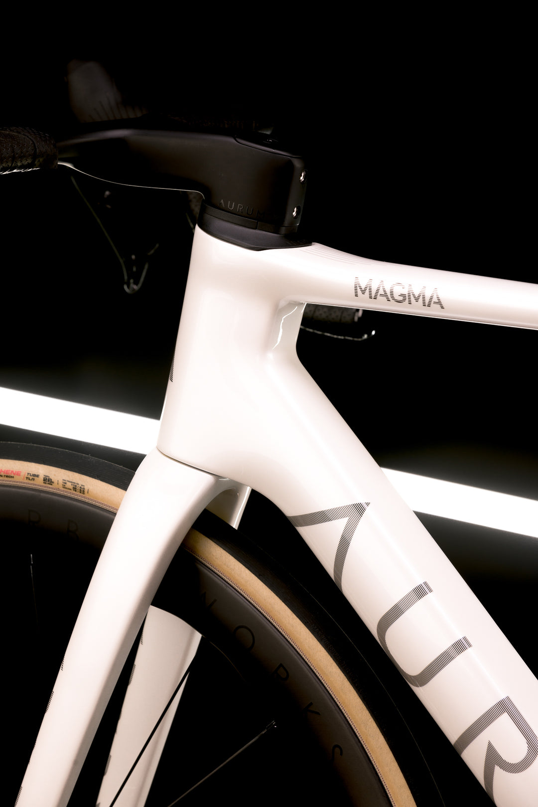 Aurum Magma Frameset