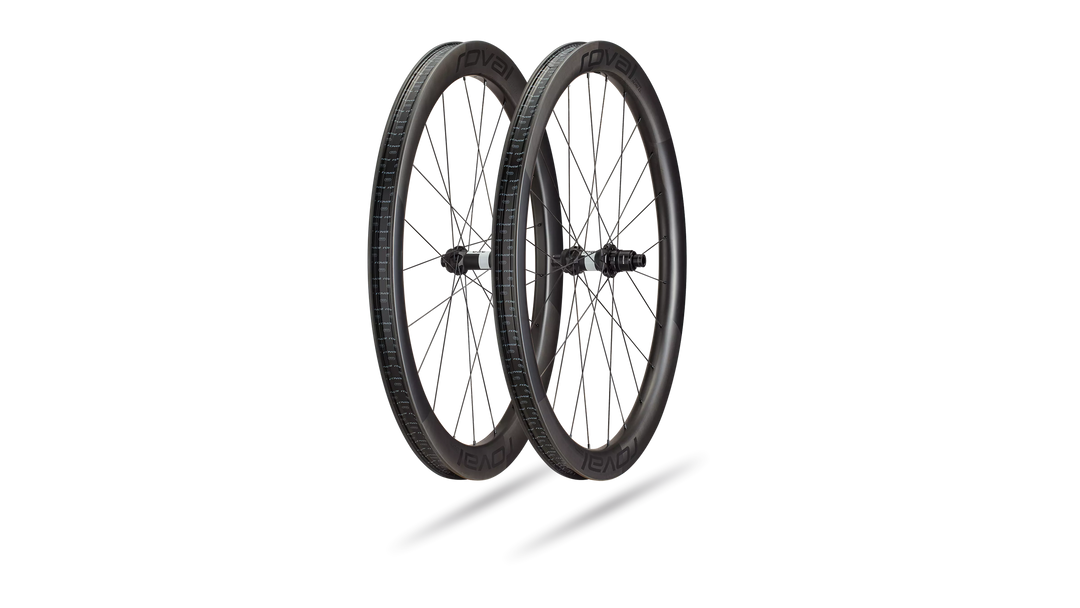 Roval Terra Aero CL gravel race wheel in Satin Carbon/Satin Black