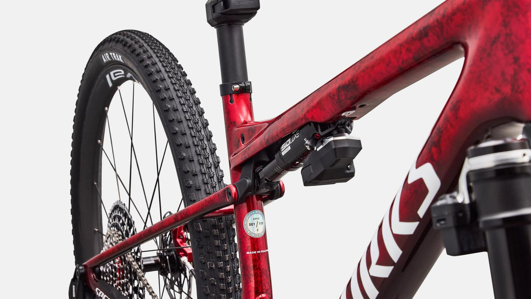 Epic 9 LTD top tube