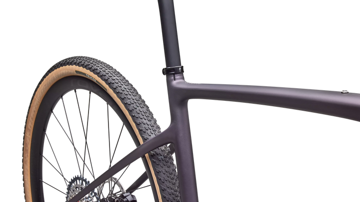 Specialized Diverge 4 Expert gravel bike in Nebula Metallic/Sandstone Metallic, seatpost and storage detail