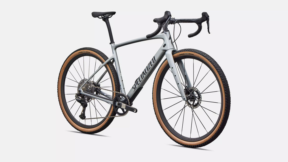 Specialized Diverge 4 Pro LTD gravel bike in Gloss Shadow Silver/Obsidian Metallic, front view