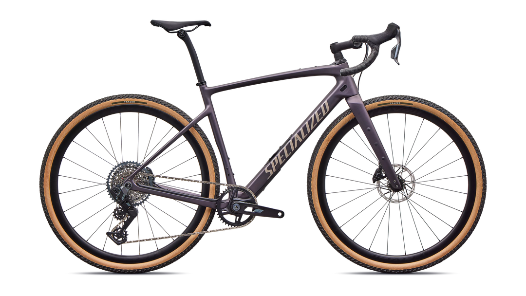 Specialized Diverge 4 Expert gravel bike in Nebula Metallic/Sandstone Metallic, side profile