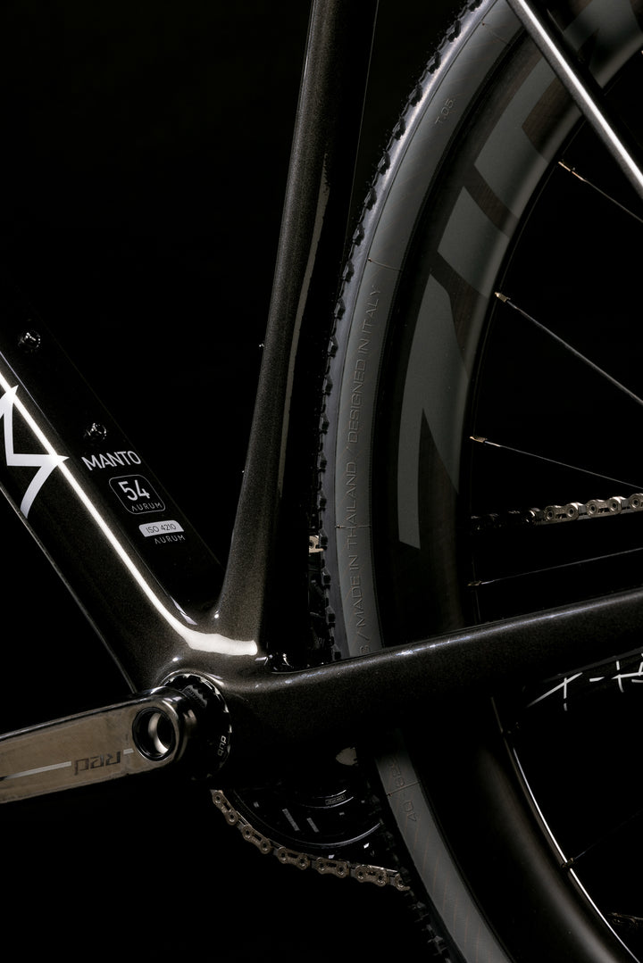 Aurum Manto Frameset