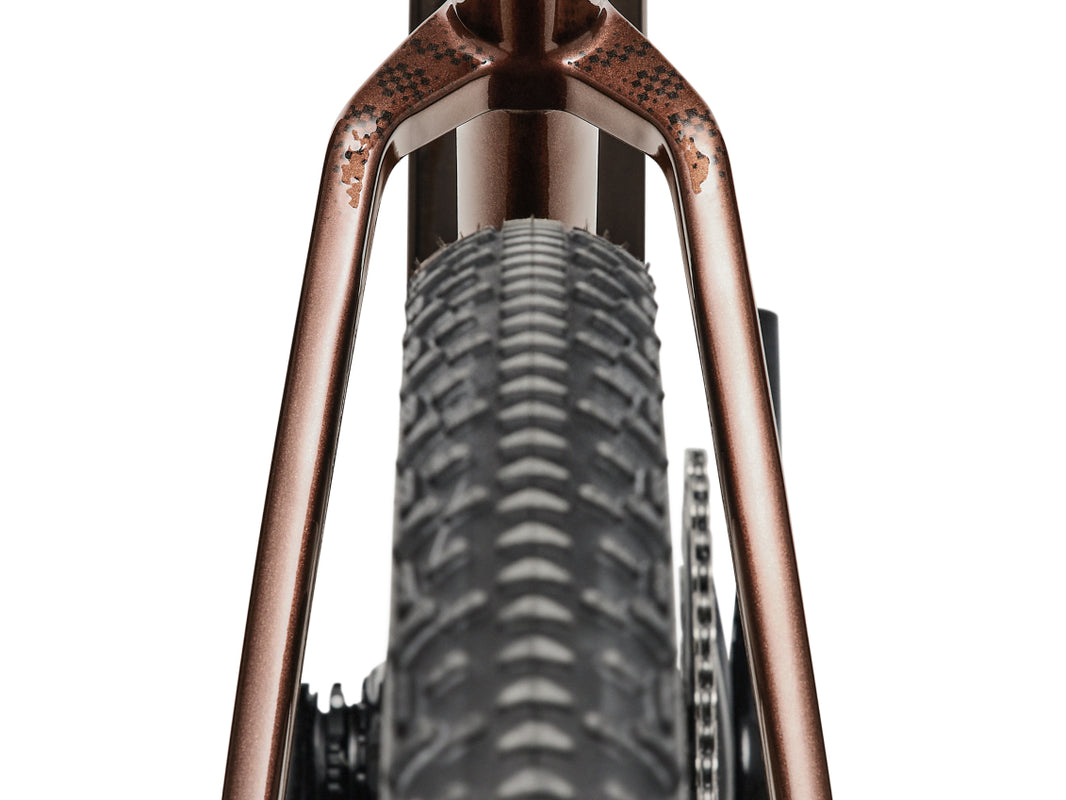 57mm tyre clearance at the Dark Matter fork crown