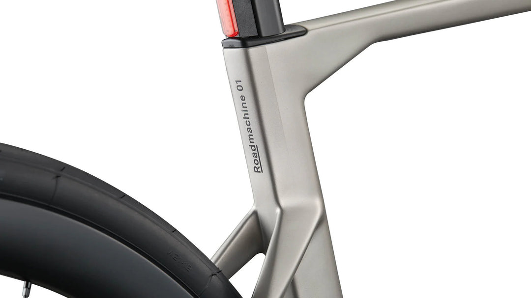 BMC Roadmachine 01 THREE Road Build