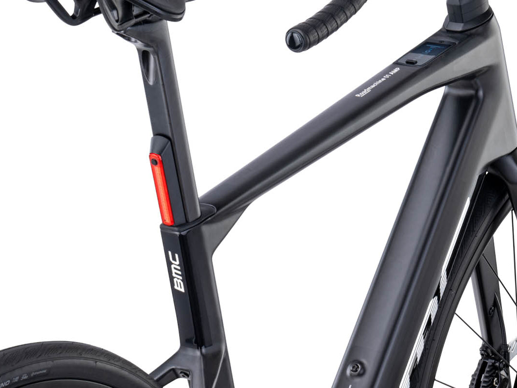 BMC Roadmachine 01 AMP ONE – Safety First