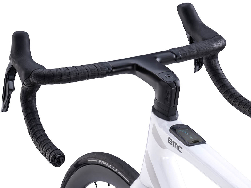 BMC Teammachine 01 AMP TWO – ICS Carbon Evo Cockpit
