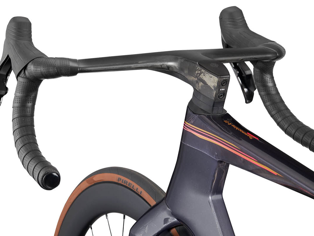 BMC Teammachine R 01 THREE – ICS Carbon Aero Cockpit