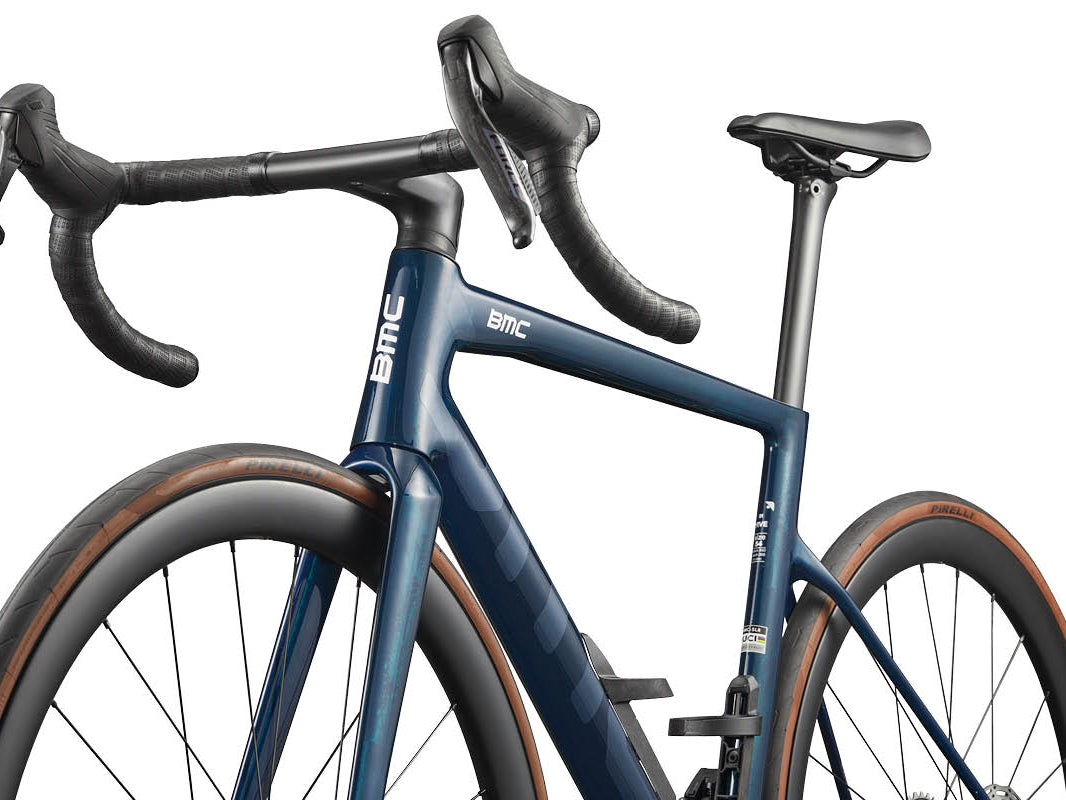 BMC Teammachine SLR 01 FIVE – Best-in-class Stiffness to Weight
