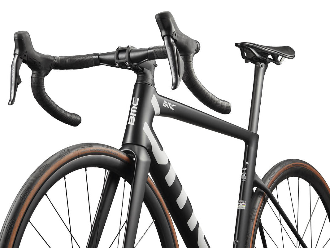 BMC Teammachine SLR ONE – Best-in-class Stiffness to Weight