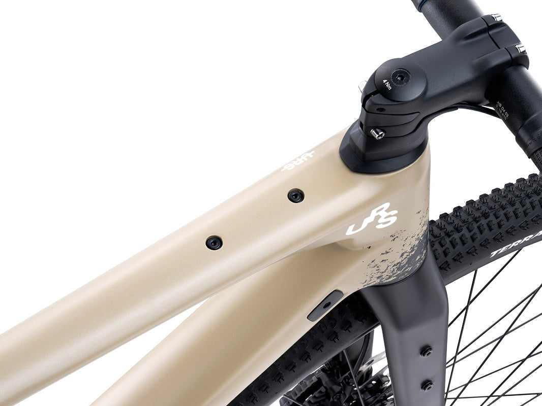BMC URS TWO cargo mounts