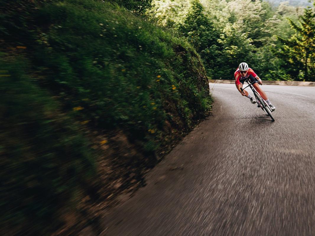 Rider on a Specialized Tarmac SL8 – aero in everything